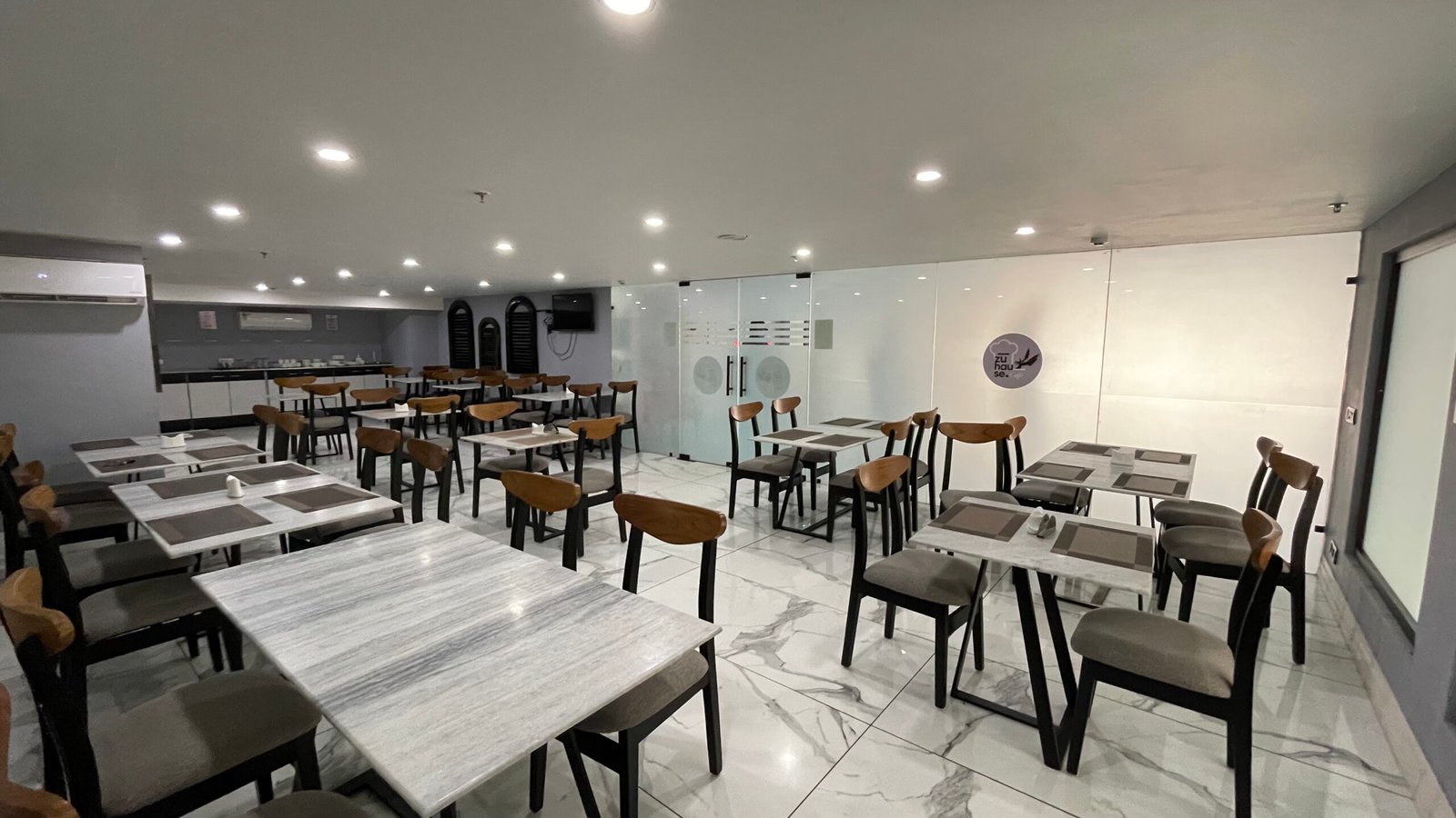 INHOUSE RESTAURANT