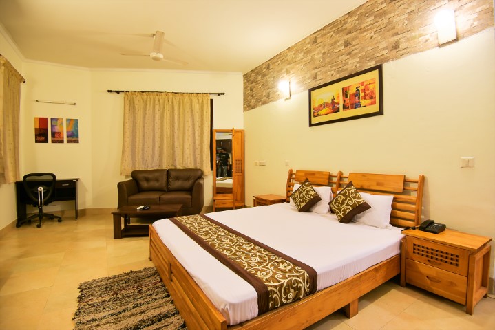 KING SIZE BED