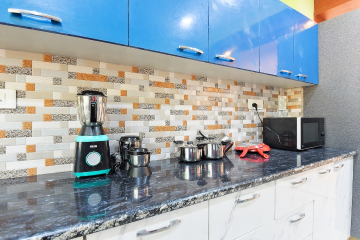 KITCHEN 1