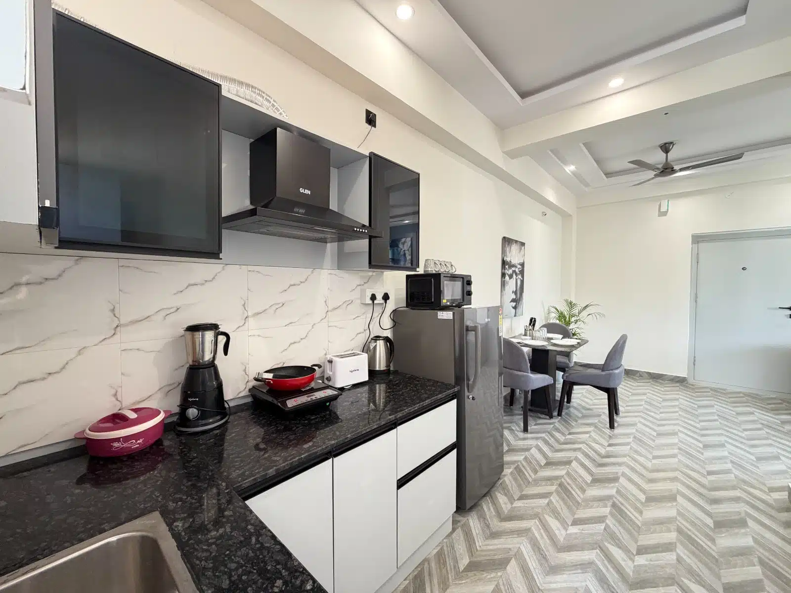 1 BHK Deluxe Serviced Apartment in Bangalore for Corporate Executives