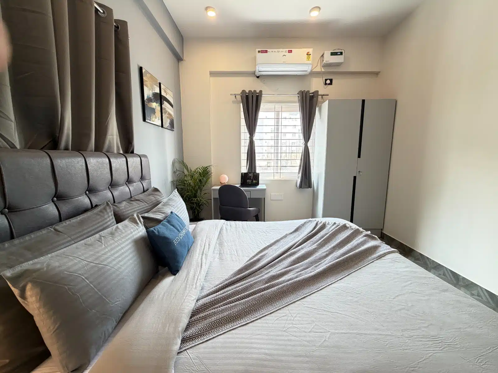 Spacious Living Room and Lounge Area in Bangalore Serviced Residence